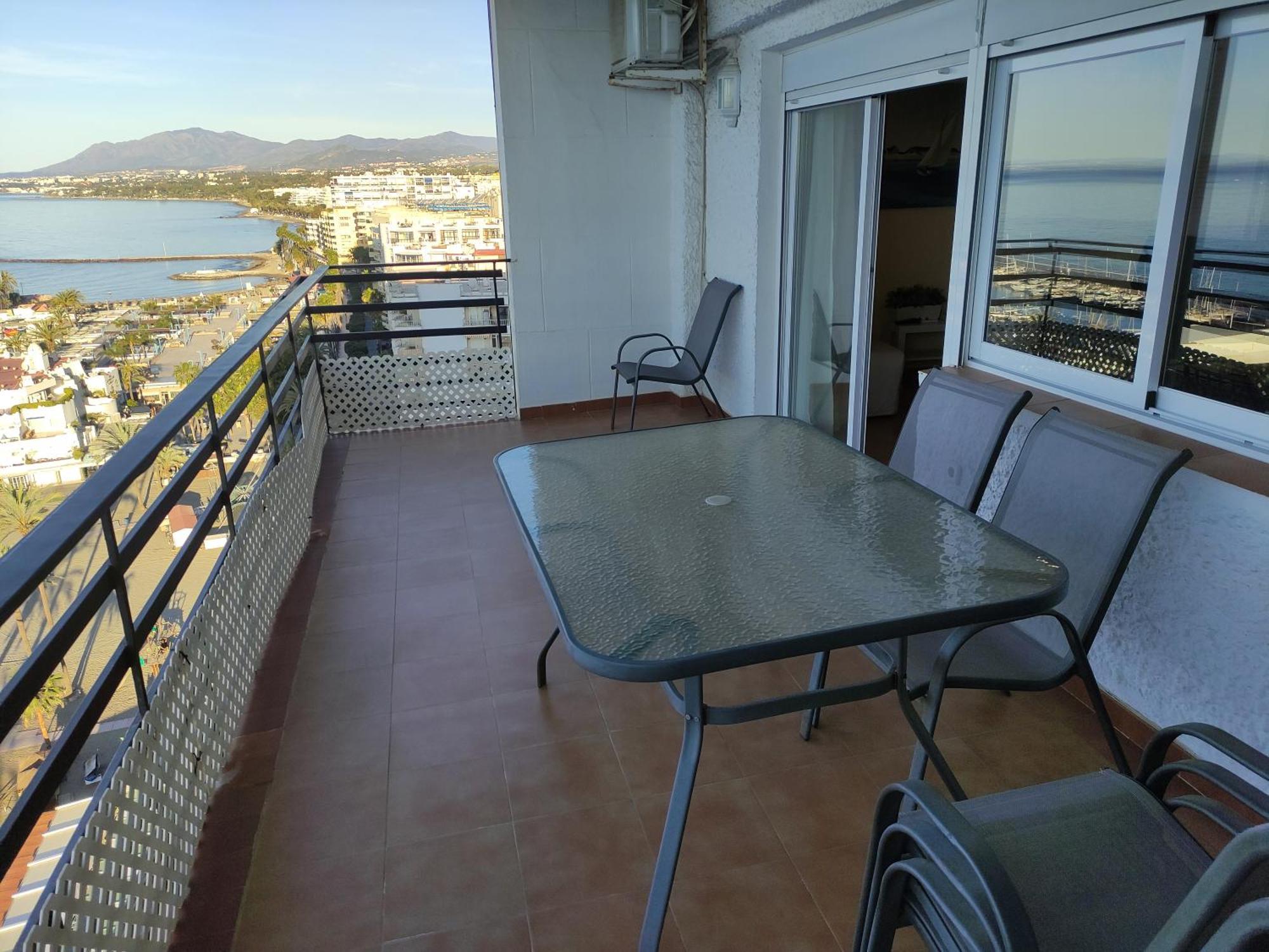 Apartment In First Line Apto. 12-6 *