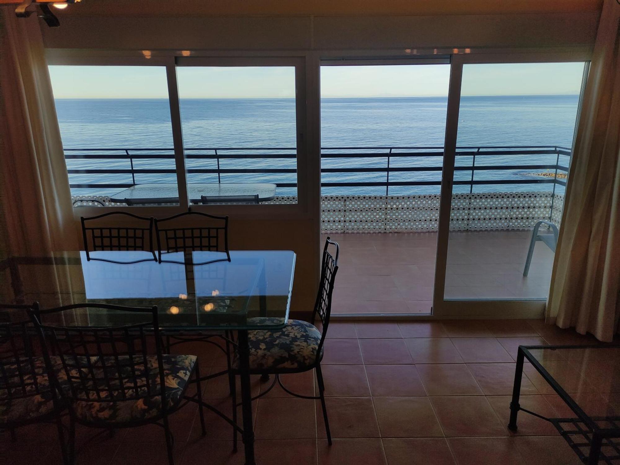 In First Line Apto. 12-6 Apartment *
